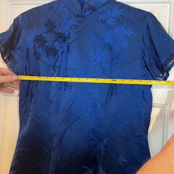 Royal Blue Cheongsam Elegant -  Vintage? - Picture 9 of 11